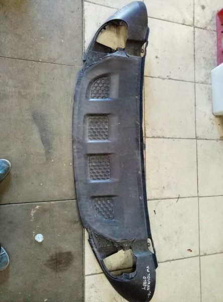 Юбка передняя Volkswagen Touran  2010-2015 на Volkswagen Touran 