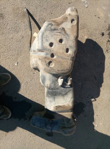 Бак топливный Nissan Note  2005-2009 на Nissan Note 