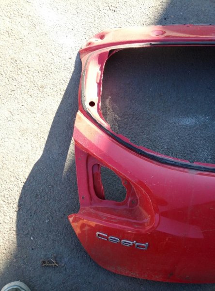 Дверь багажника Kia Ceed (JD) 2012-2015 на Kia Ceed (JD)