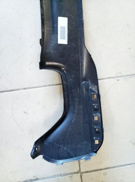 Накладка заднего бампера под номер BMW 5-Series(F10,F11,F07) 2009-2013 на BMW 5-Series(F10,F11,F07)