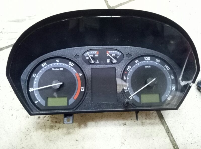 Спидометр Skoda Fabia 1 (6Y) 1999-2004 на Skoda Fabia 1 (6Y)
