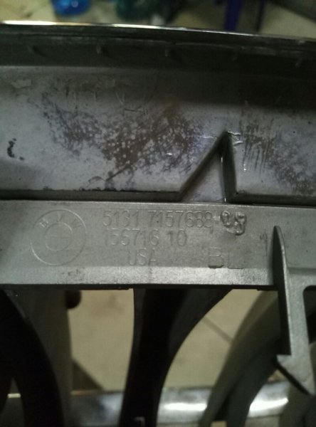 Решетка радиатора BMW X5 E70 2006-2010 на BMW X5 E70