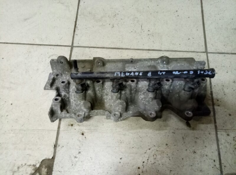 Коллектор впускной Renault Megane 2 2002-2006 на Renault Megane 2