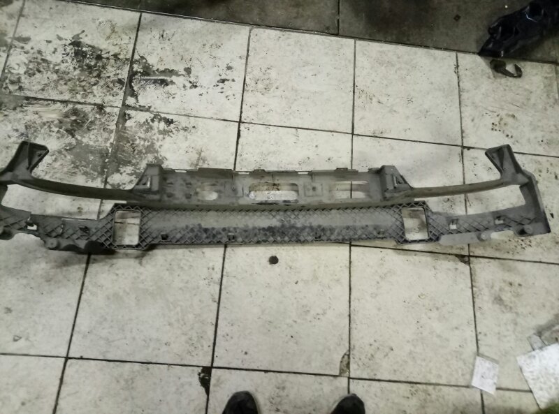 Кронштейн заднего бампера BMW 7-Series F01,F02,F04 2008-2012 на BMW 7-Series F01,F02,F04