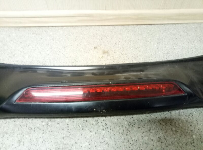 Спойлер (дефлектор) багажника Porsche Cayenne 958 2010-2014 на Porsche Cayenne 958