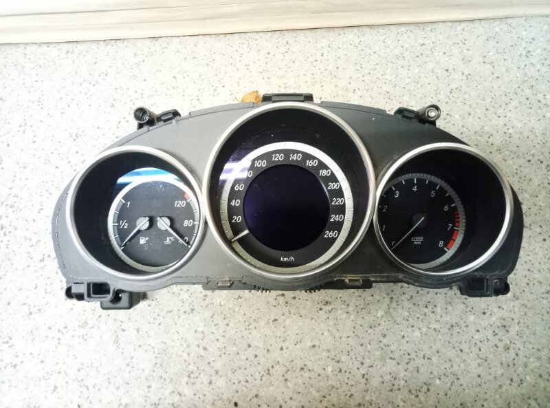 Спидометр Mercedes-Benz E-Class W212,S212,C207 2009-2016 на Mercedes-Benz E-Class W212,S212,C207