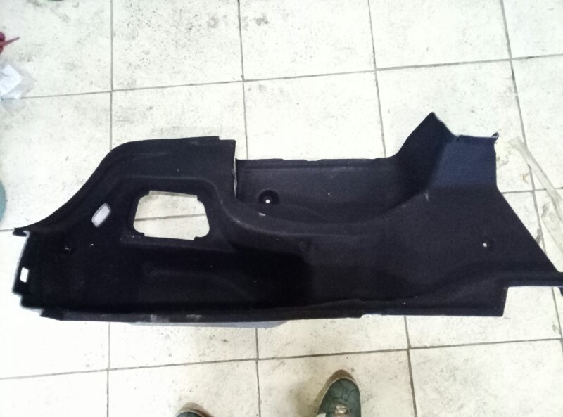 Обшивка багажника Mercedes-Benz E-Class W212,S212,C207 2009-2016 на Mercedes-Benz E-Class W212,S212,C207
