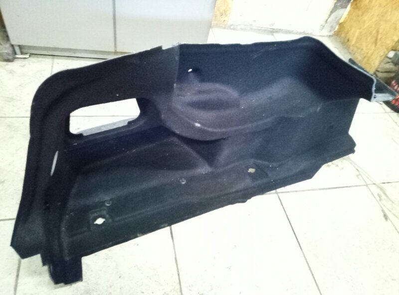 Обшивка багажника Mercedes-Benz E-Class W212,S212,C207 2009-2016 на Mercedes-Benz E-Class W212,S212,C207