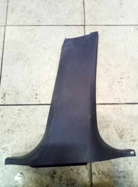 Обшивка стойки Mercedes-Benz E-Class W212,S212,C207 2009-2016 на Mercedes-Benz E-Class W212,S212,C207
