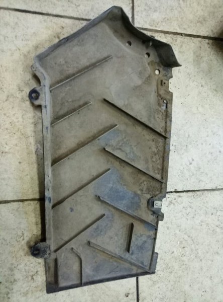 Защита антигравийная Mercedes-Benz E-Class W212,S212,C207 2009-2016 на Mercedes-Benz E-Class W212,S212,C207