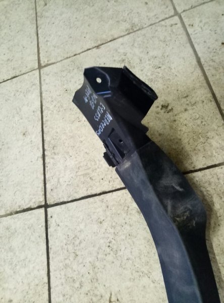 Обшивка салона Mercedes-Benz E-Class W212,S212,C207 2009-2016 на Mercedes-Benz E-Class W212,S212,C207