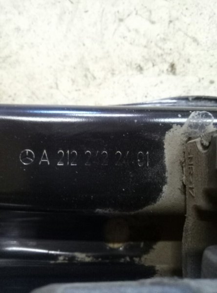 Кронштейн АКПП левый Mercedes-Benz E-Class W212,S212,C207 2009-2016 на Mercedes-Benz E-Class W212,S212,C207