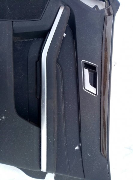 Обшивка двери передней правой Mercedes-Benz E-Class W212,S212,C207 2009-2016 на Mercedes-Benz E-Class W212,S212,C207
