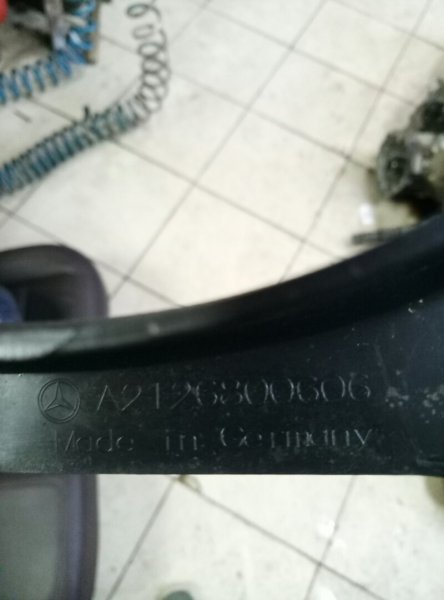 Обшивка салона Mercedes-Benz E-Class W212,S212,C207 2009-2016 на Mercedes-Benz E-Class W212,S212,C207