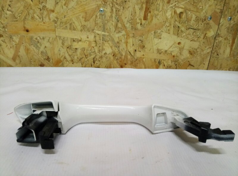 Ручка двери наружная левая Mercedes-Benz E-Class W212,S212,C207 2009-2016 на Mercedes-Benz E-Class W212,S212,C207