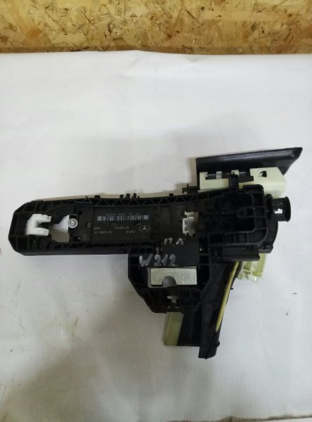 Кронштейн ручки Mercedes-Benz E-Class W212,S212,C207 2009-2016 на Mercedes-Benz E-Class W212,S212,C207