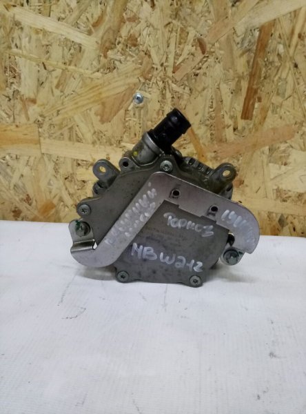 Насос вакуумный Mercedes-Benz E-Class W212,S212,C207 2009-2016 на Mercedes-Benz E-Class W212,S212,C207