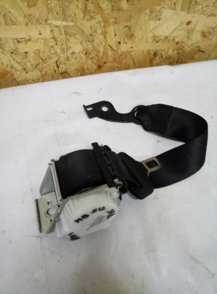 Ремень безопасности Mercedes-Benz E-Class W212,S212,C207 2009-2016 на Mercedes-Benz E-Class W212,S212,C207