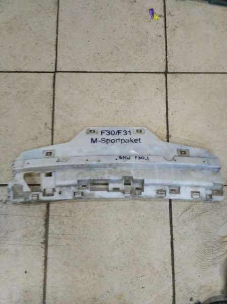 Кронштейн заднего бампера BMW 3-Series (F3x) 2011-2016 на BMW 3-Series (F3x)