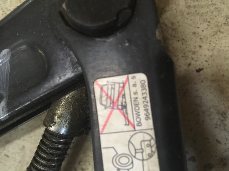 Домкрат Peugeot 307 2001-2008 на Peugeot 307