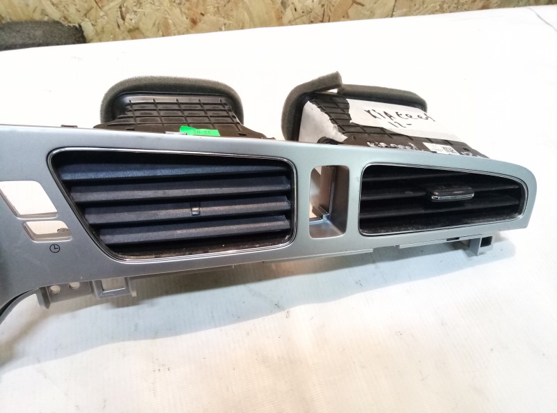 Накладка декоративная Kia Ceed (JD) 2012-2015 на Kia Ceed (JD)