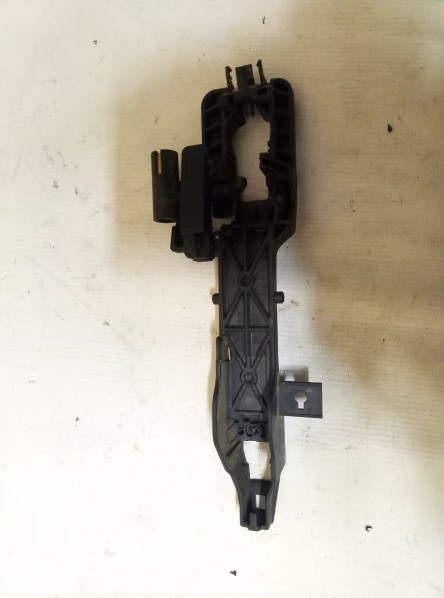 Кронштейн ручки Hyundai ix35  2010-2015 на Hyundai ix35 