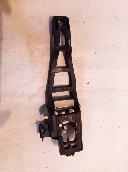 Кронштейн ручки Ford Galaxy 2 2006-2010 на Ford Galaxy 2