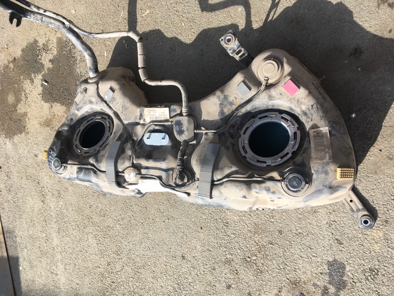 Бак топливный Mercedes-Benz E-Class W212,S212,C207 2009-2016 на Mercedes-Benz E-Class W212,S212,C207