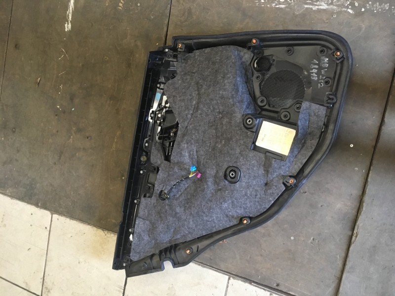 Обшивка двери задней правой Mercedes-Benz E-Class W212,S212,C207 2009-2016 на Mercedes-Benz E-Class W212,S212,C207