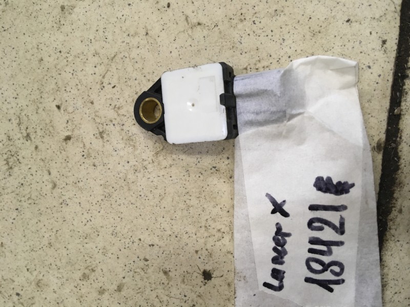 Датчик AIR BAG Mitsubishi Lancer X 2007-н.в. на Mitsubishi Lancer X