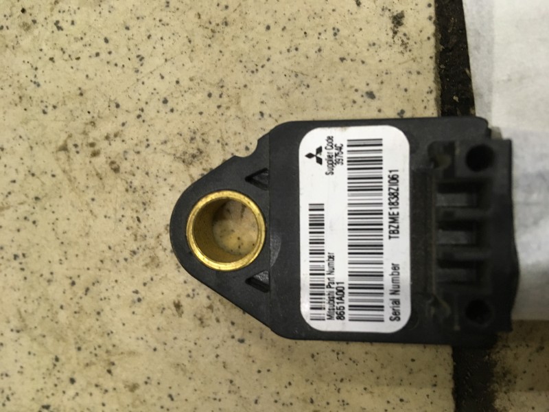 Датчик AIR BAG Mitsubishi Lancer X 2007-н.в. на Mitsubishi Lancer X