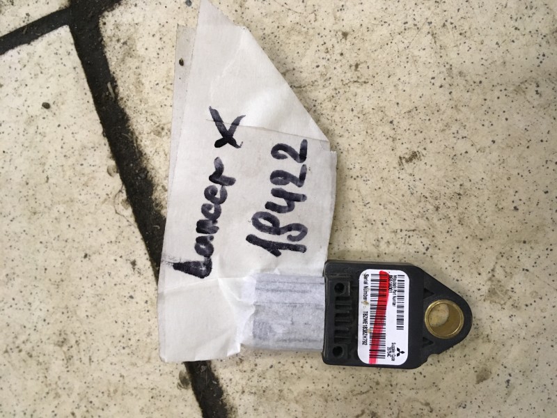 Кузов наружные элементы на Mitsubishi Lancer X