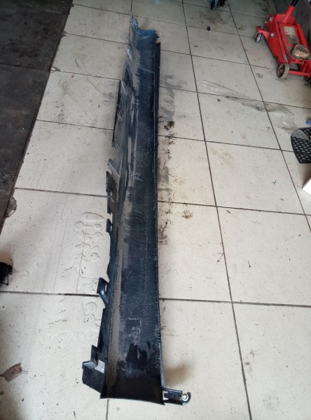 Накладка на порог (наружная) BMW X5 F15 2013-н.в. на BMW X5 F15