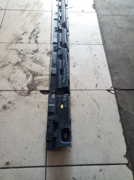 Кронштейн накладки на порог (наружней) BMW X5 F15 2013-н.в. на BMW X5 F15