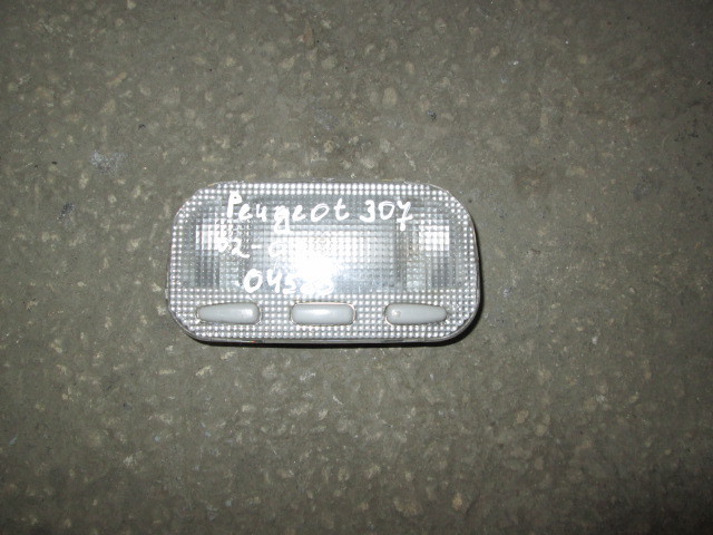 Плафон салонный Peugeot 307 2001-2008 на Peugeot 307