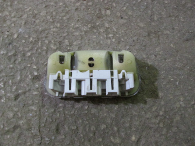 Плафон салонный Peugeot 307 2001-2008 на Peugeot 307