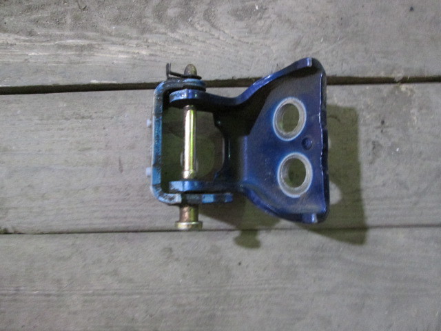Петля двери Peugeot 307 2001-2008 на Peugeot 307