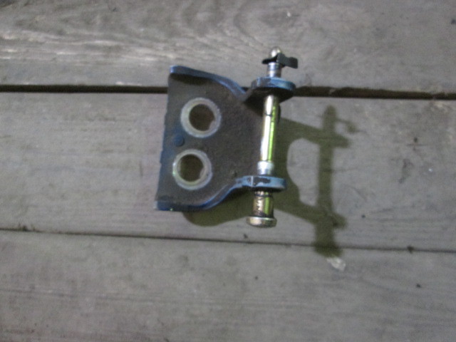 Петля двери Peugeot 307 2001-2008 на Peugeot 307