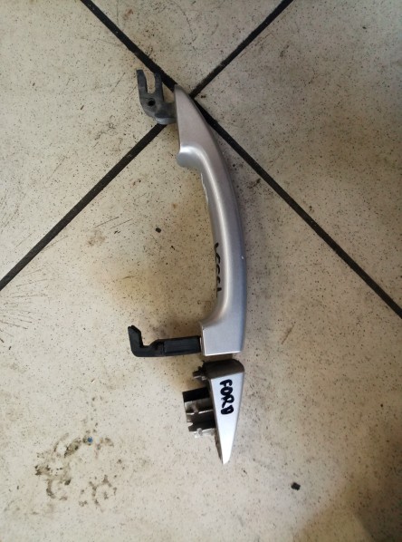 Ручка двери наружная правая Ford Focus 2 2005-2008 на Ford Focus 2