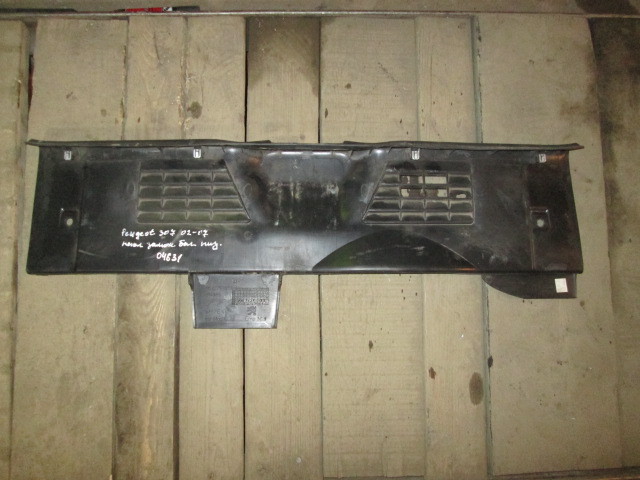 Обшивка багажника Peugeot 307 2001-2008 на Peugeot 307