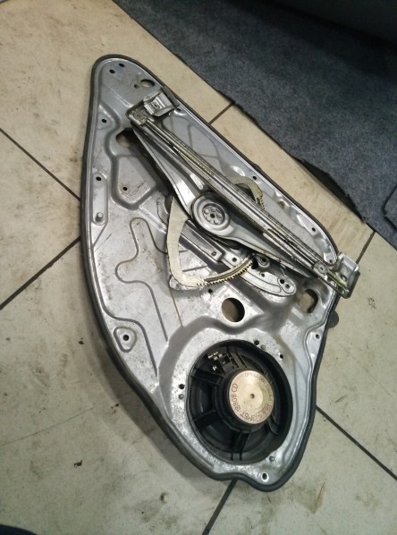 Стеклоподъемник электр. задний правый Ford Focus 2 2005-2008 на Ford Focus 2