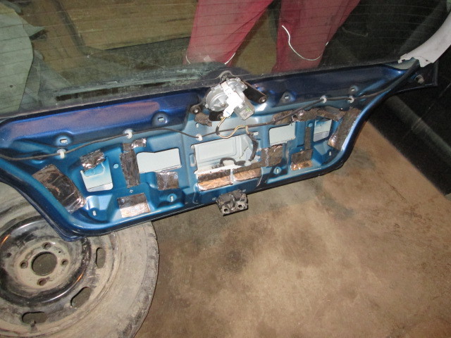 Дверь багажника Peugeot 307 2001-2008 на Peugeot 307