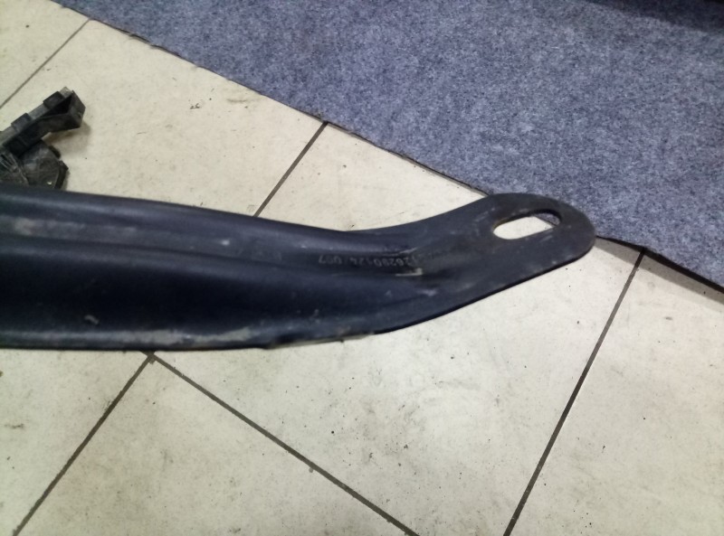 Кронштейн распорка Mercedes-Benz E-Class A2126280124 AMG W212, S212 2013-2016 на Mercedes-Benz E-Class AMG W212, S212