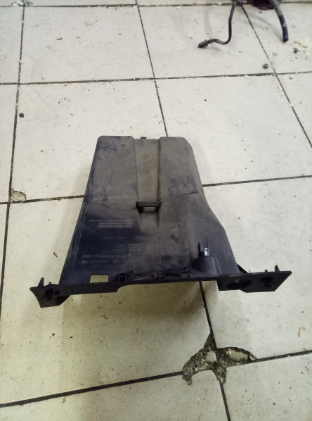 Бардачок Ford Focus 2 2005-2008 на Ford Focus 2