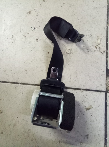 Ремень безопасности Ford Focus 2 2005-2008 на Ford Focus 2