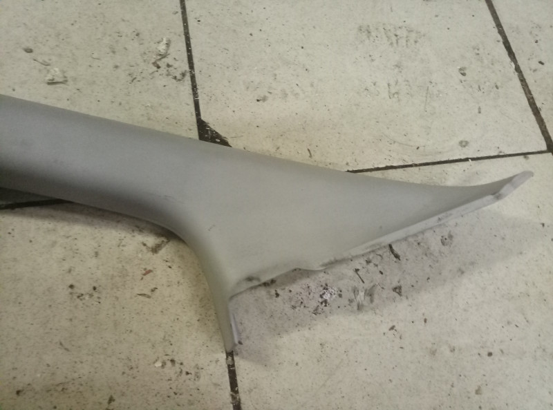 Обшивка стойки Ford Focus 2 2005-2008 4M51A03199A на Ford Focus 2