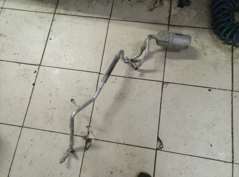 Трубка кондиционера Ford Focus 2 2005-2008 на Ford Focus 2
