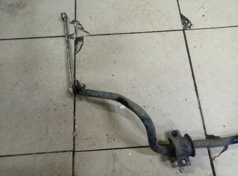 Стабилизатор передний Ford Focus 2 2005-2008 на Ford Focus 2
