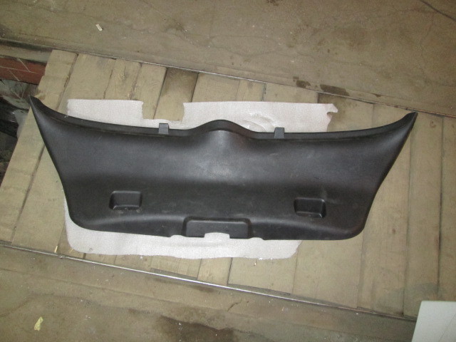 Обшивка двери багажника Peugeot 307 2001-2008 на Peugeot 307
