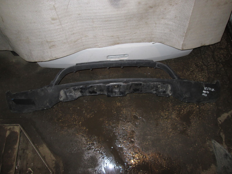 Юбка передняя BMW X6 E71 2007-2014 на BMW X6 E71